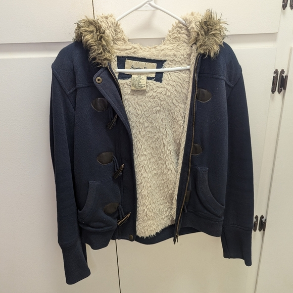 Blue jacket with fur hood - Picture 8 of 11